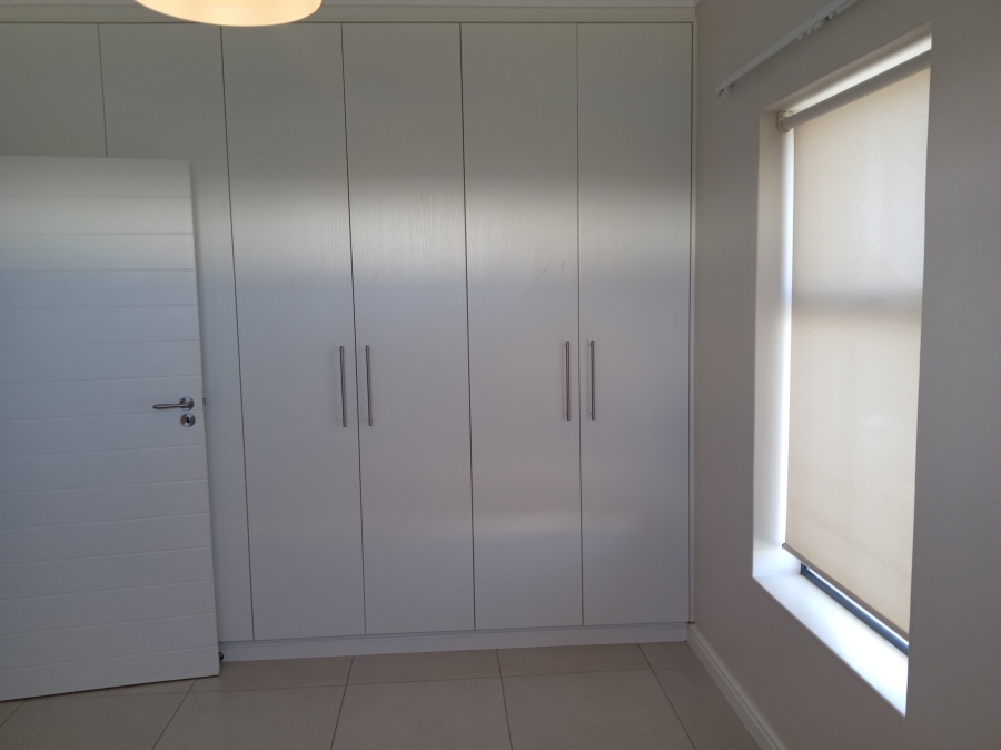To Let 3 Bedroom Property for Rent in Kraaibosch Park Western Cape